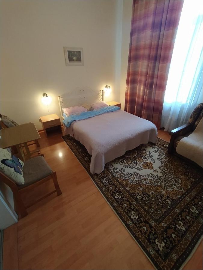 Lviv Rest Zelena Apartment Luaran gambar